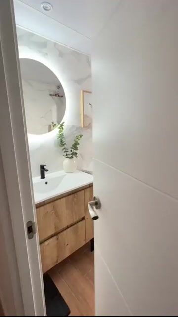 Bathroom Decor With Wooden Laminate And Marble Tiles | Material Depot